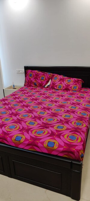 Bedroom in 3.5 BHK Builder Floor at Sector 43 – for Sale