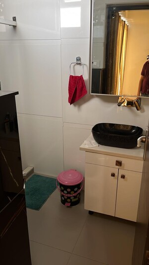 Furnished Amenities in 3.5 BHK Builder Floor at Sector 43 – for Sale