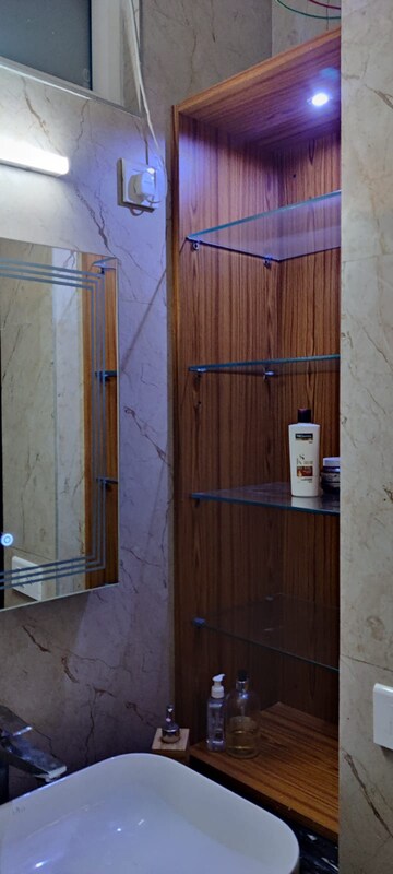 Furnished Amenities in 3.5 BHK Builder Floor at Sector 43 – for Sale