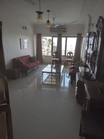 Living Room in 2 BHK Apartment at Bandra West – for Rent