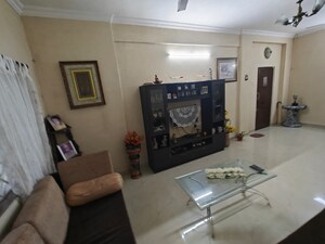 2 BHK Apartment For Rent in Bandra West