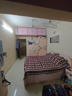 Bedroom in 2 BHK Apartment at Bandra West – for Rent