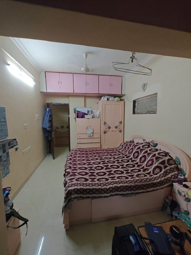 Bedroom, bandra west 2 Bedroom 750 Sq.Ft. Apartment In Bandra West Mumbai 9263708