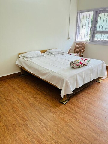 Bedroom in 2 BHK Apartment at Bandra West – for Rent