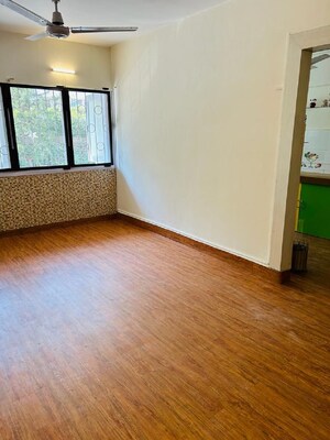 Room in 2 BHK Apartment at Bandra West – for Rent