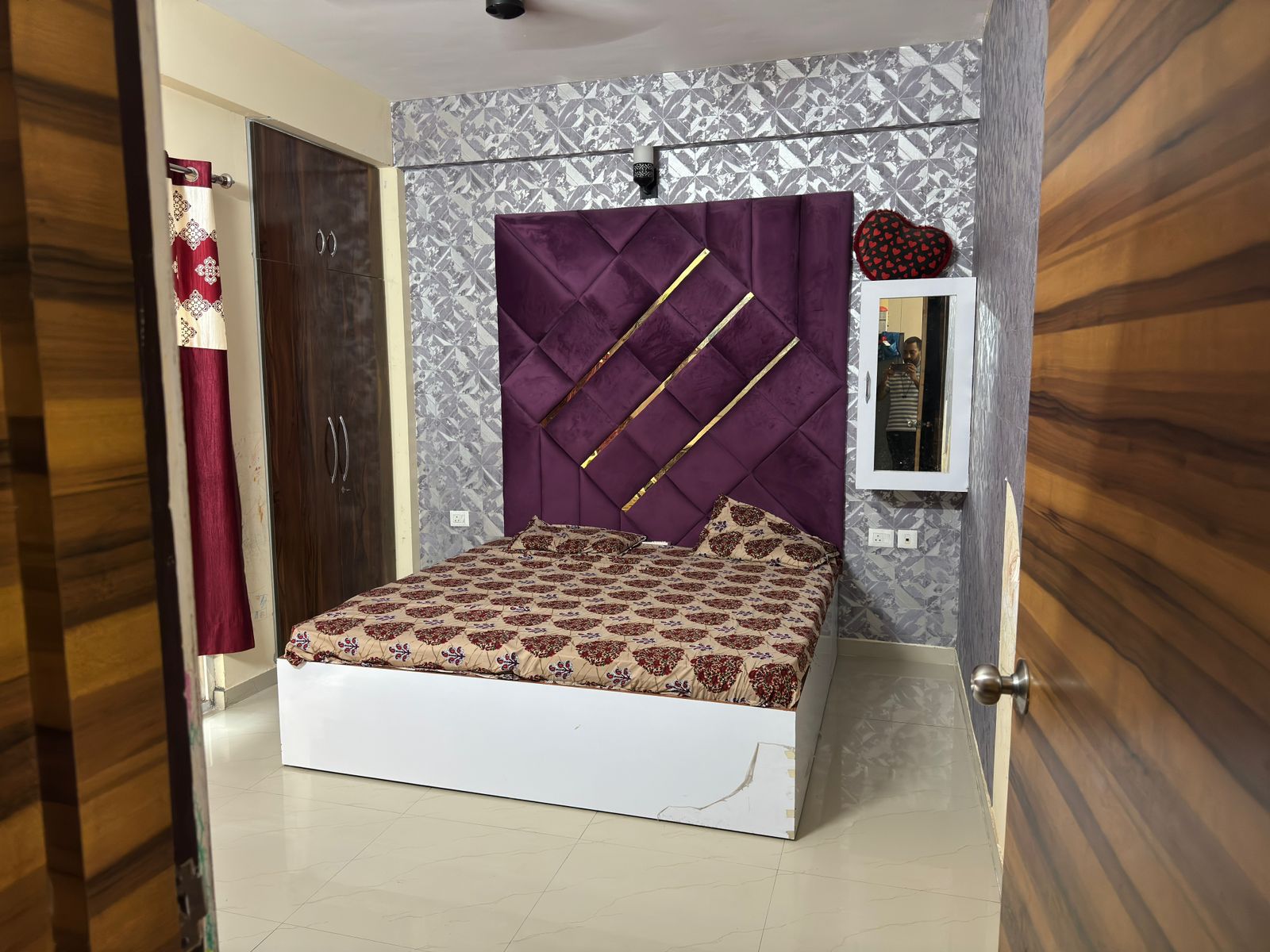 2 BHK + Pooja Room Apartment For Sale in Gaurs Cascades