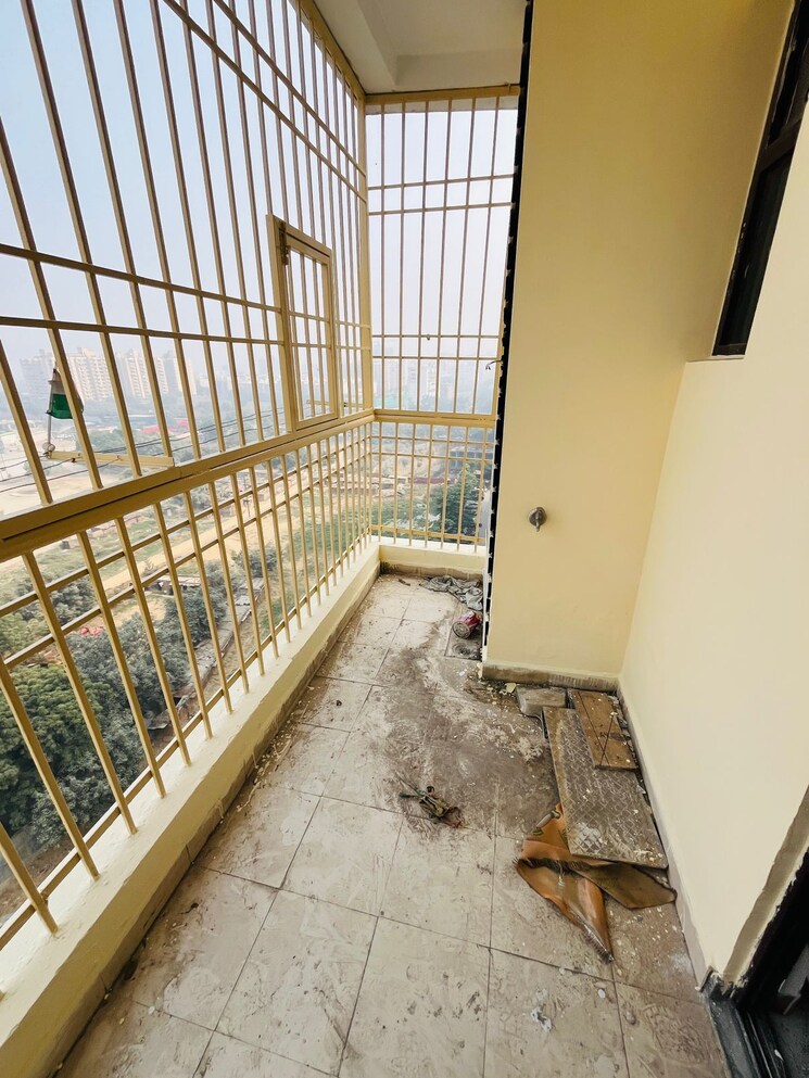 Balcony, gaurs-cascades 2 Bedroom 881 Sq.Ft. Apartment In Raj Nagar Extension Ghaziabad 9263755