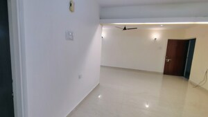 Room in 3 BHK Apartment at Ranka Plaza, Frazer Town – for Rent