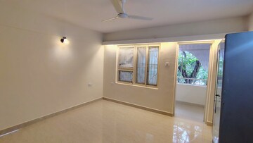 Room in 3 BHK Apartment at Ranka Plaza, Frazer Town – for Rent