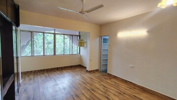Room in 3 BHK Apartment at Ranka Plaza, Frazer Town – for Rent