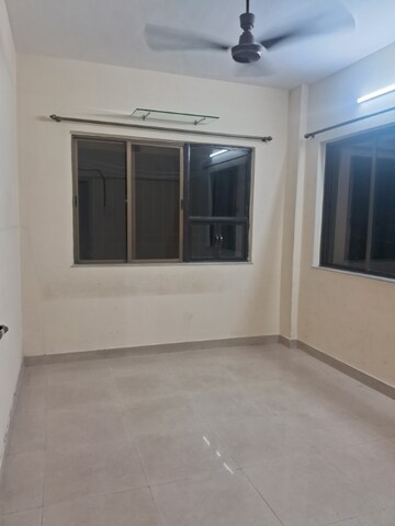 Bedroom in 2 BHK Apartment at Dosti Estates, Wadala East – for Rent