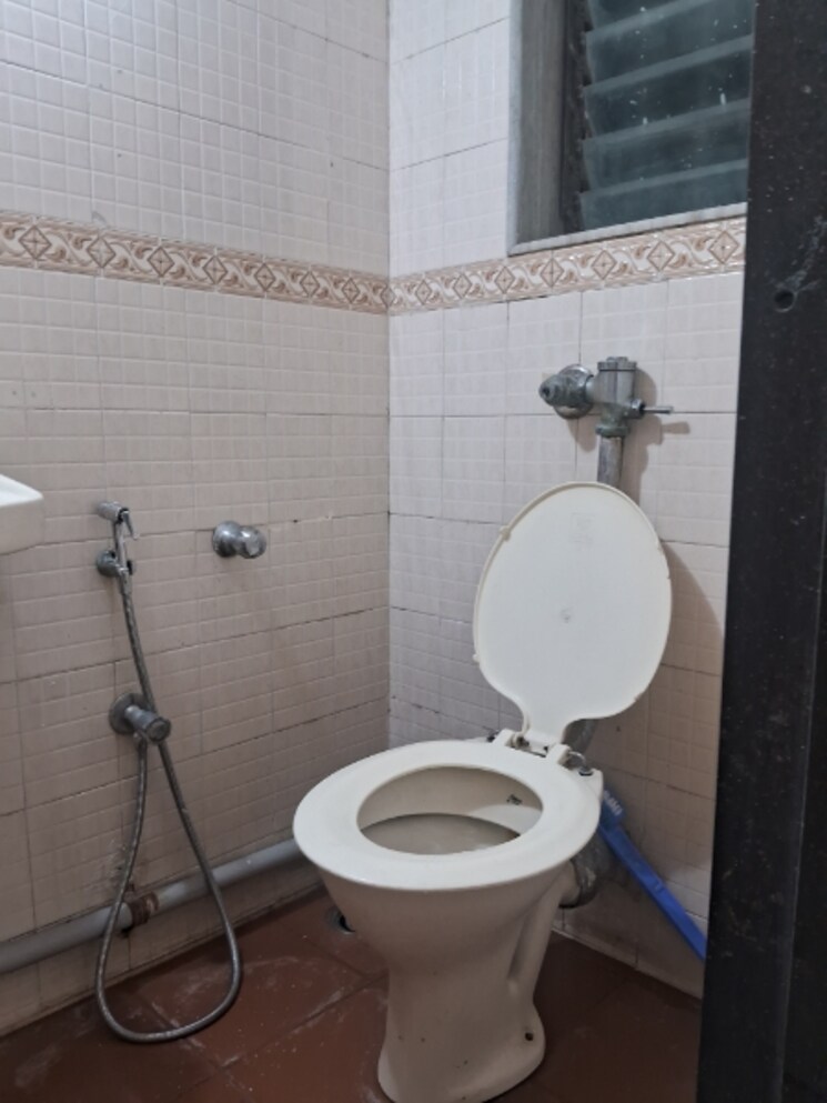 Bathroom, dosti-estates 1 Bedroom 425 Sq.Ft. Apartment In Wadala East Mumbai 9263823