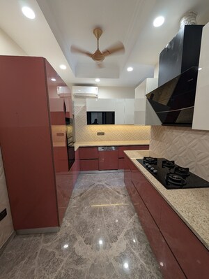 Kitchen in 4 BHK Builder Floor at DLF Imperial Residences, Dlf Phase I – for Rent