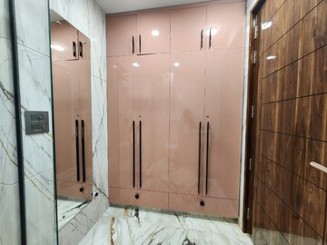 Living Room in 4 BHK Builder Floor at DLF Atria, Dlf Phase ii – for Sale
