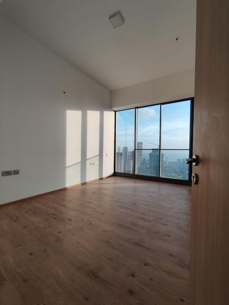 Room, rustomjee-crown 4 Bedroom 2190 Sq.Ft. Apartment In Prabhadevi Mumbai 9263881