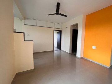 Living Room in 2 BHK Apartment at Kurla East – for Rent
