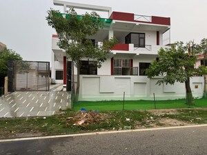 Plot – Exterior View View at Gaur City 7th Avenue, Sector 4 Greater Noida - for Sale