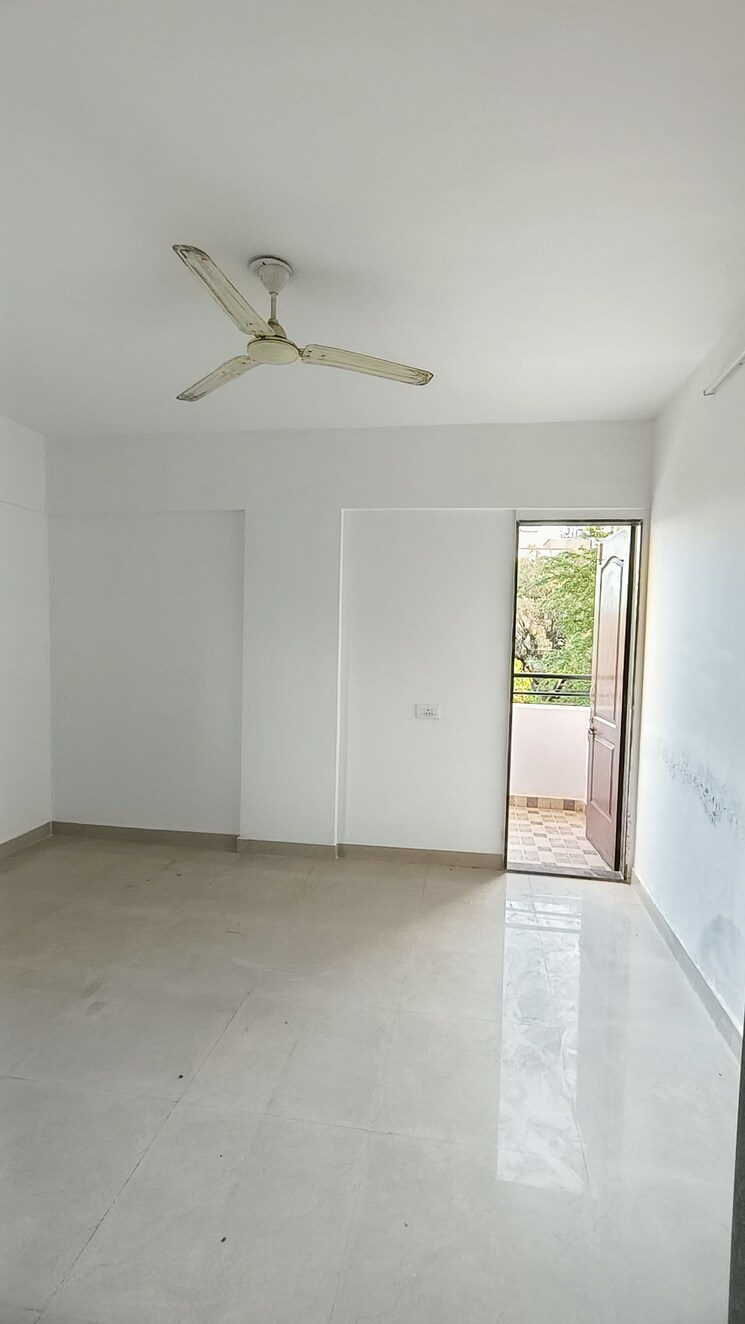Room, wadgaon sheri 2 Bedroom 1070 Sq.Ft. Apartment In Wadgaon Sheri Pune 9263987