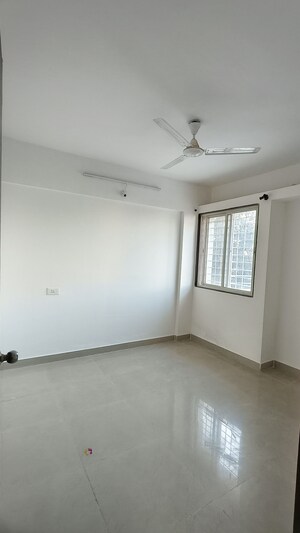 Room in 2 BHK Apartment at Wadgaon Sheri – for Rent