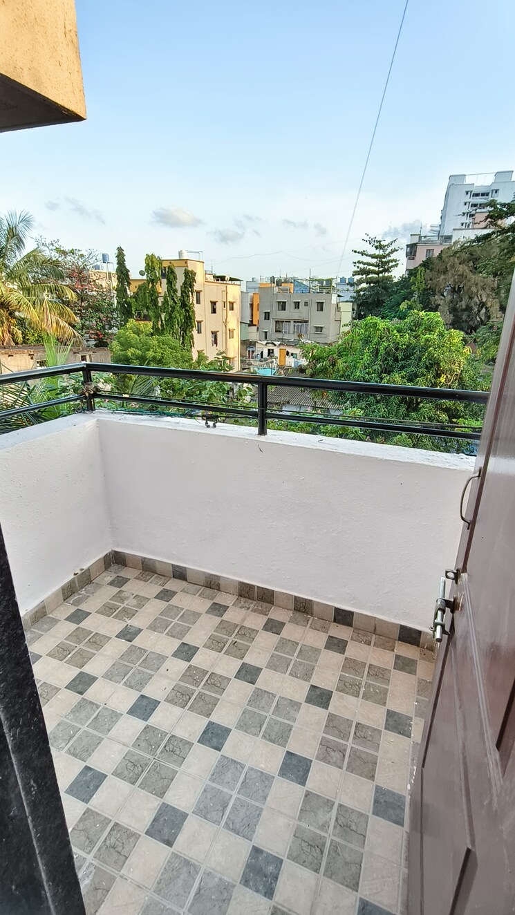 Balcony, wadgaon sheri 2 Bedroom 1070 Sq.Ft. Apartment In Wadgaon Sheri Pune 9263987
