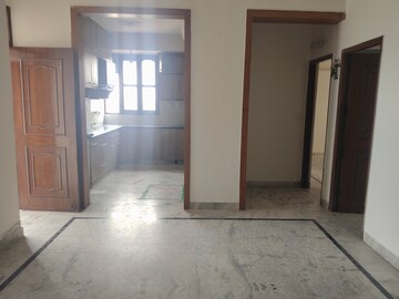 Room in 3 BHK Apartment at Sector 21c – for Rent