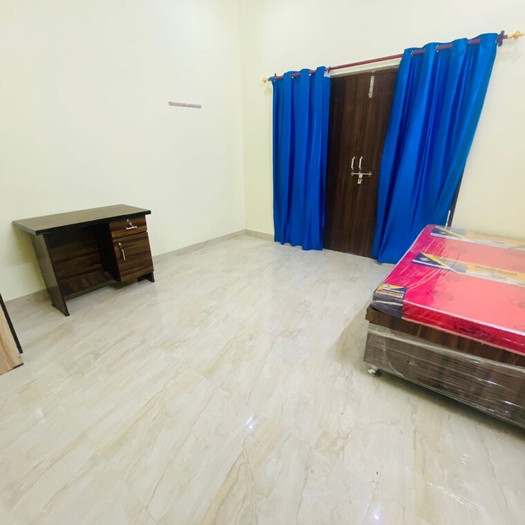 Bedroom, vineet khand Pg For Girls In Vineet Khand 9264017