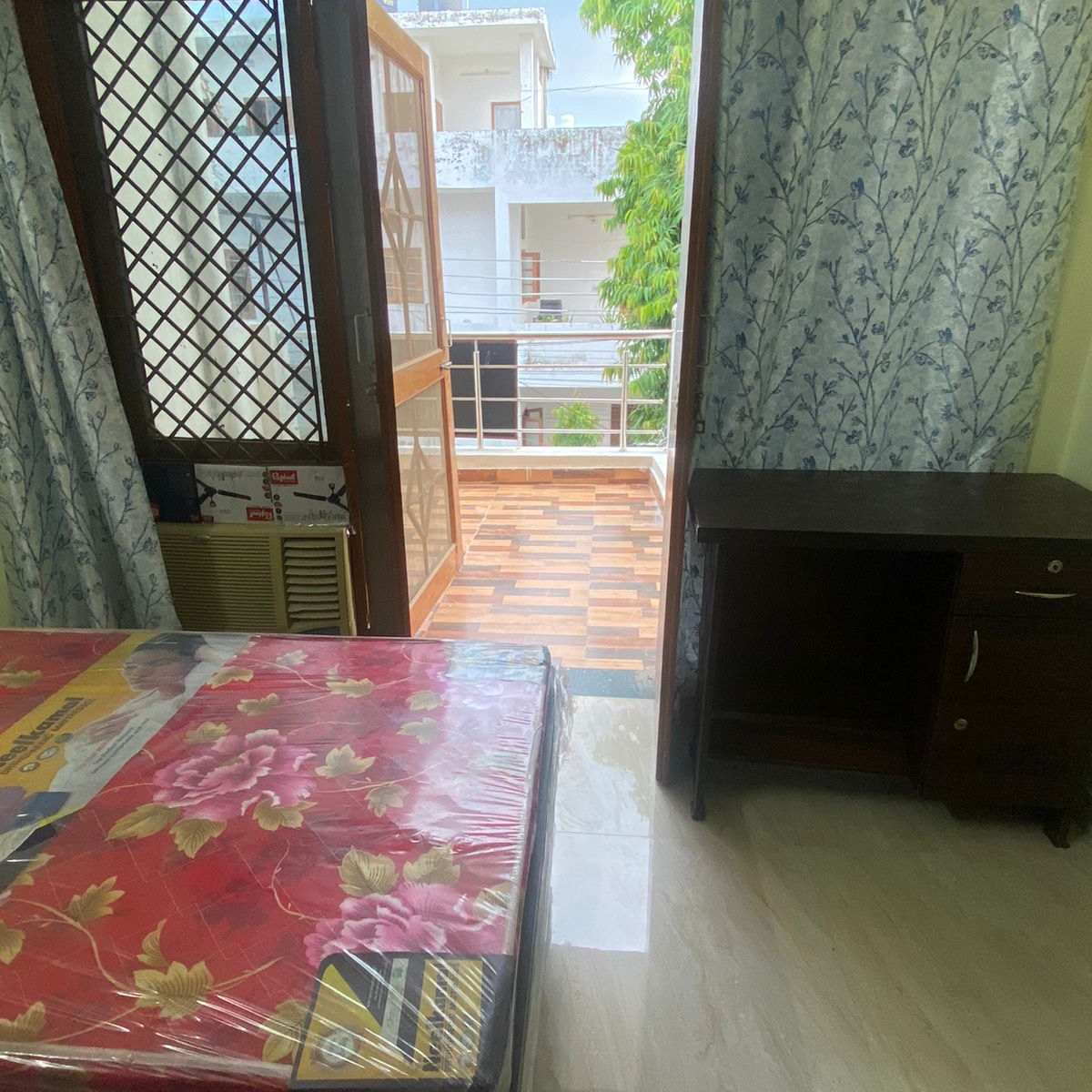 Pg For Rent in Vineet Khand