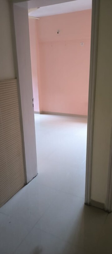Room in 3 BHK Apartment at Anmol Pride Pashan, Pashan – for Rent