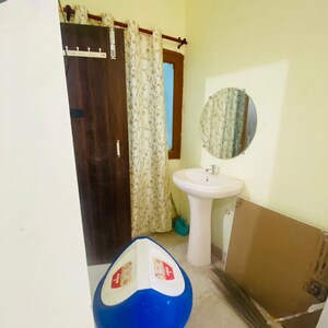 Furnished Amenities in  Pg at Vibhuti Khand – for Rent