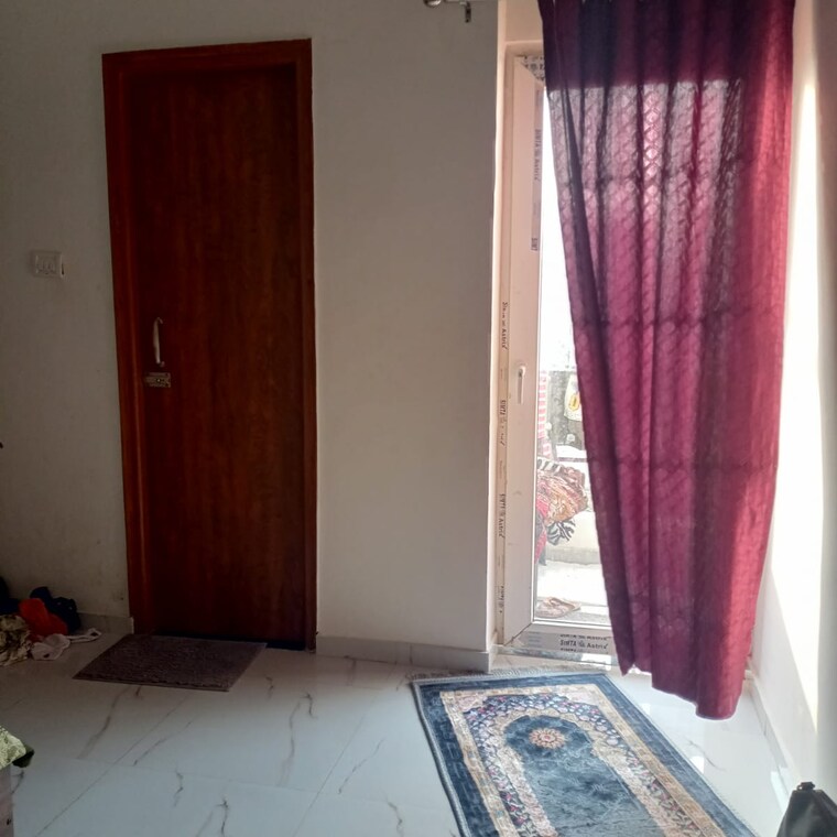 Bedroom, vibhuti khand Pg For Girls In Vibhuti Khand 9264035