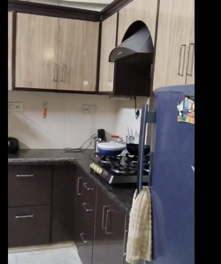 Kitchen, saraswati garden 3 Bedroom 130 Sq.Yd. Builder Floor In Saraswati Garden Delhi 9264009