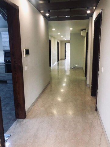 Building Lobby in 4 BHK Builder Floor at Maharani Bagh – for Rent