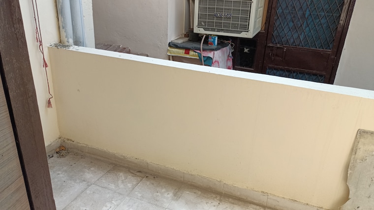 Balcony, vaishali sector 6 2 Bedroom 860 Sq.Ft. Builder Floor In Vaishali Sector 6 Ghaziabad 9264062