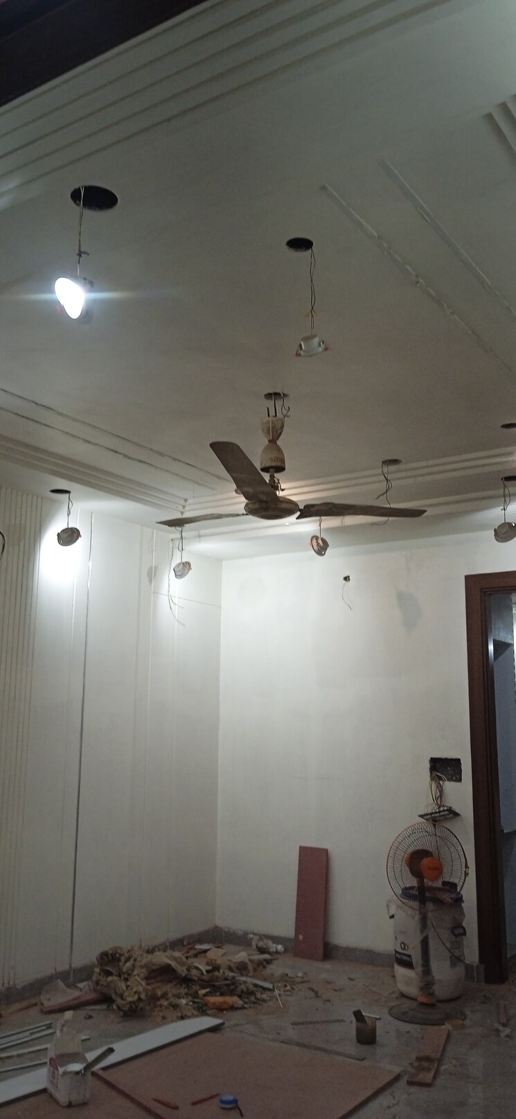 Room, igi airport area 3 Bedroom 1000 Sq.Ft. Apartment In Igi Airport Area Delhi 9264061