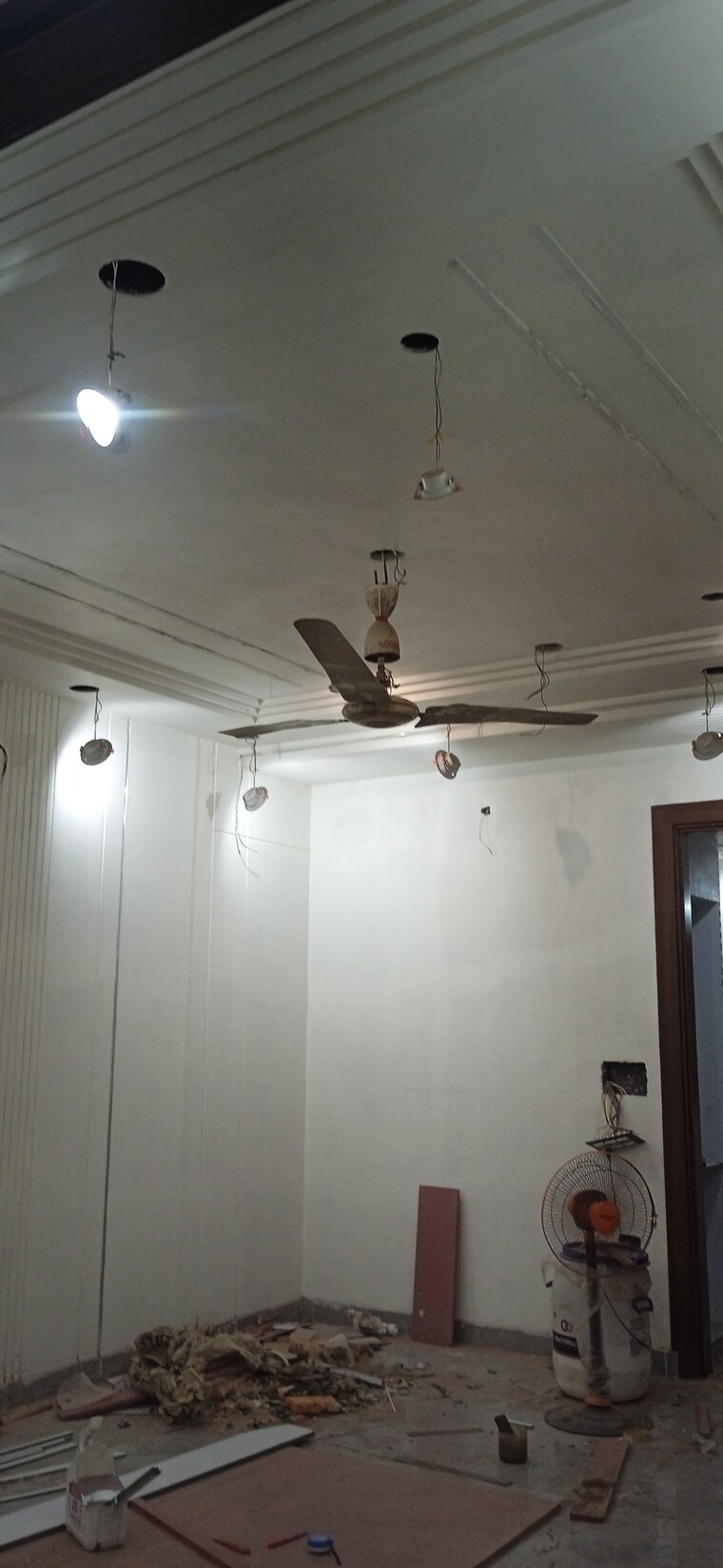 Room, igi airport area 3 Bedroom 1000 Sq.Ft. Apartment In Igi Airport Area Delhi 9264061
