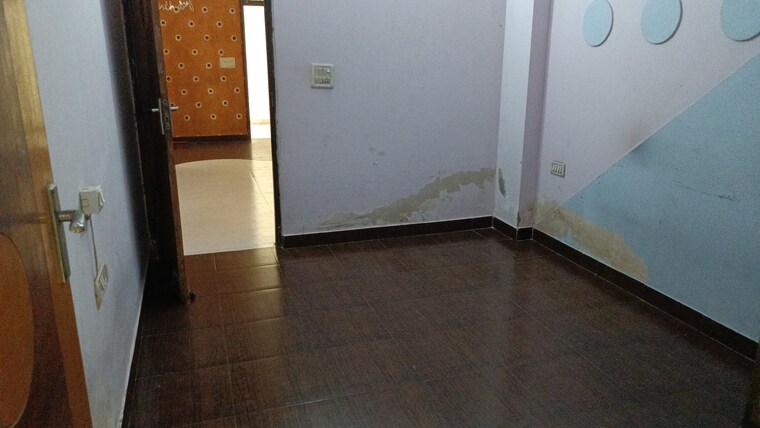 Room, vaishali sector 4 2 Bedroom 950 Sq.Ft. Builder Floor In Vaishali Sector 4 Ghaziabad 9264066