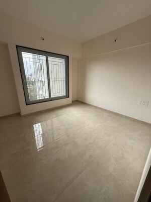 Room in 3 BHK Apartment at Badhekar Krishnakunj, Kothrud – for Rent