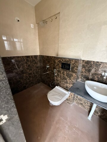 Team Area in 3 BHK Apartment at Badhekar Krishnakunj, Kothrud – for Rent
