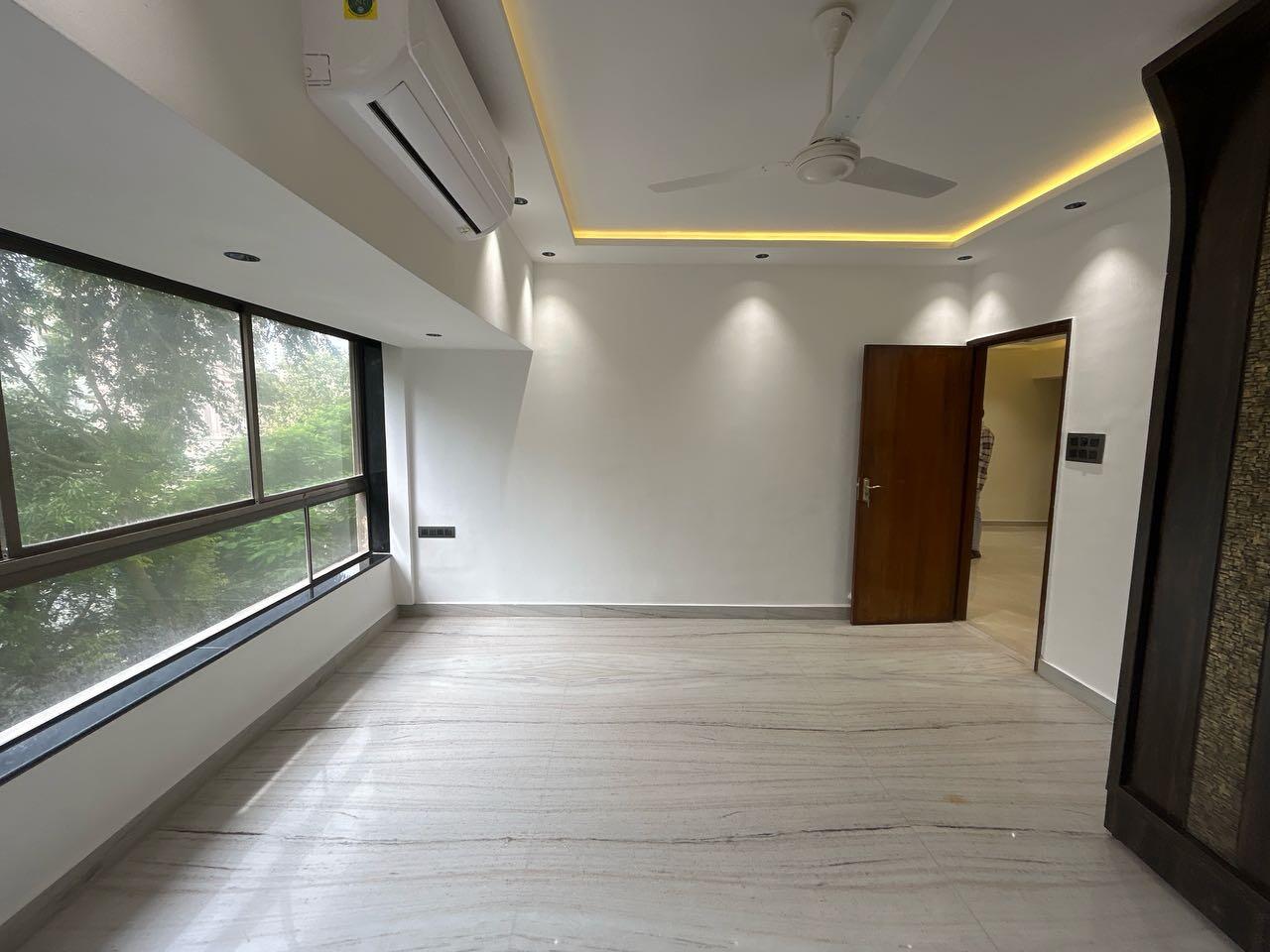 3 BHK + Servant Room Apartment For Rent in Prabhadevi CHS