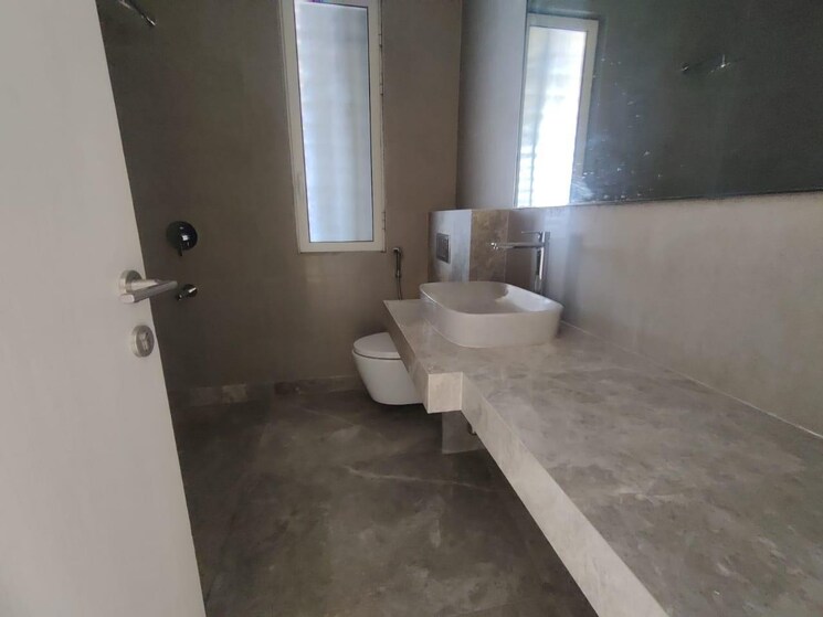 Attached Bathroom, indiabulls-blu 3 Bedroom 1202 Sq.Ft. Apartment In Worli Mumbai 9264166