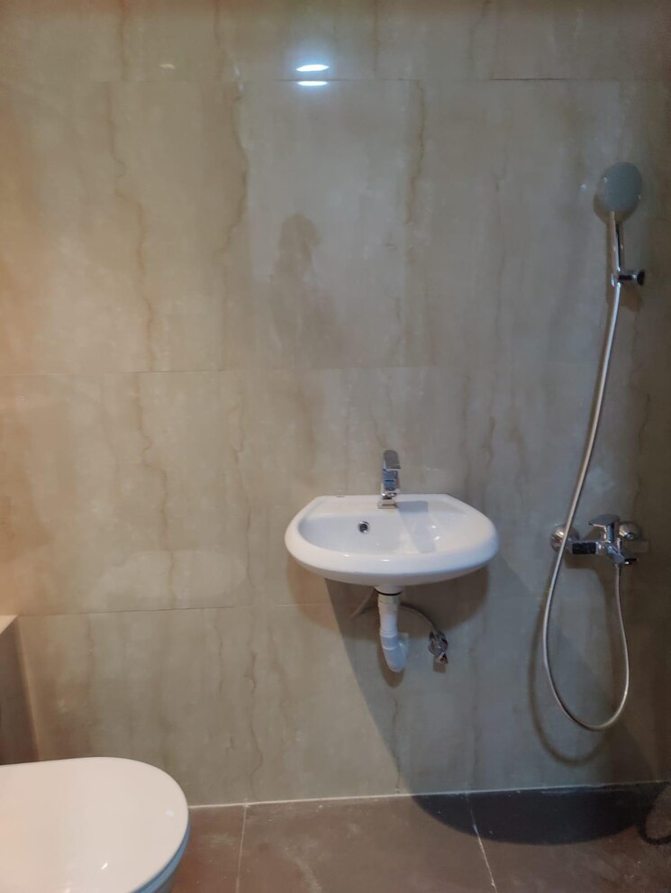 Bathroom, lokhandwala-minerva-mahalaxmi 3 Bedroom 2070 Sq.Ft. Apartment In Mahalaxmi Mumbai 9264199