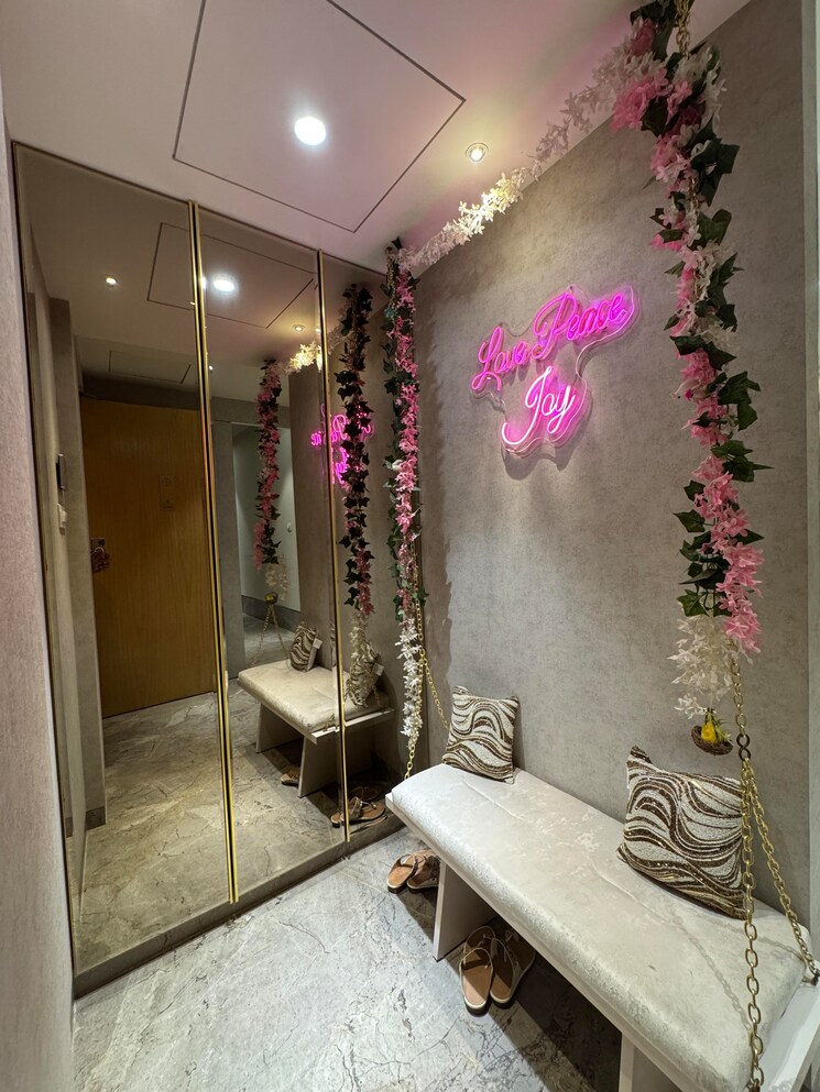 Attached Bathroom, lodha-the-world-towers-world-one-tier-2 3 Bedroom 1780 Sq.Ft. Apartment In Worli Mumbai 9264213