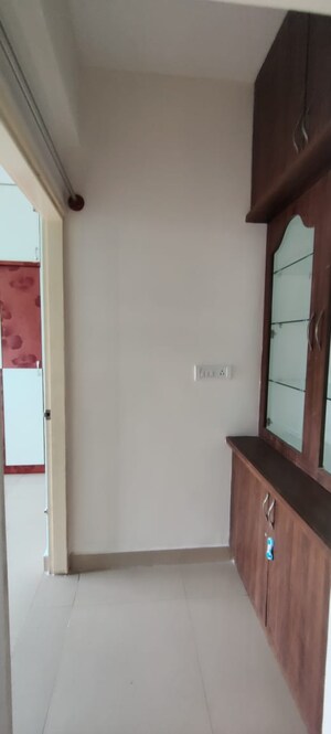 Room in 3 BHK Apartment at Adithya Garden, Hosur Road – for Rent