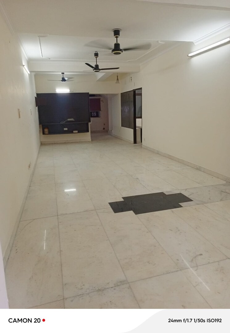undefined, vasant kunj 3 Bedroom 2200 Sq.Ft. Apartment In Vasant Kunj Delhi 9264262