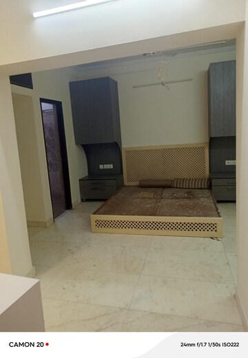 Living Room in 3 BHK Apartment at Vasant Kunj – for Rent