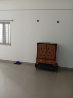 2 BHK + Servant Room Apartment For Sale in Manikonda