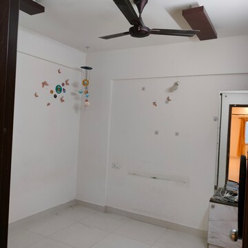 Room in 3 BHK Apartment at Sowparnika Flamenco, Sarjapur – for Rent