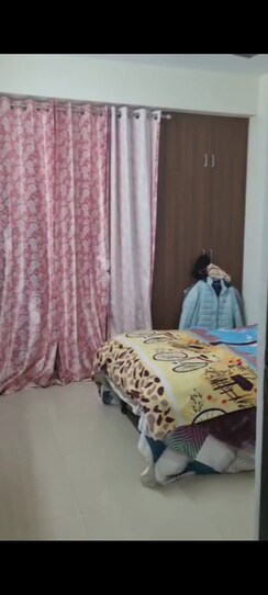 2 BHK Apartment For Sale in Officer City 2 