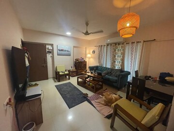 Living Room in 2 BHK Apartment at Khar West – for Rent