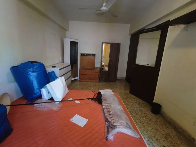 Bedroom, bandra west 1 Bedroom 550 Sq.Ft. Apartment In Bandra West Mumbai 9264325